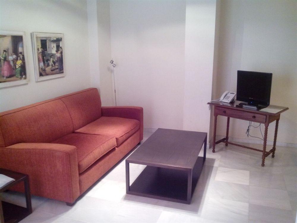 Apartamentos Las Cruces Seville Ngoại thất bức ảnh