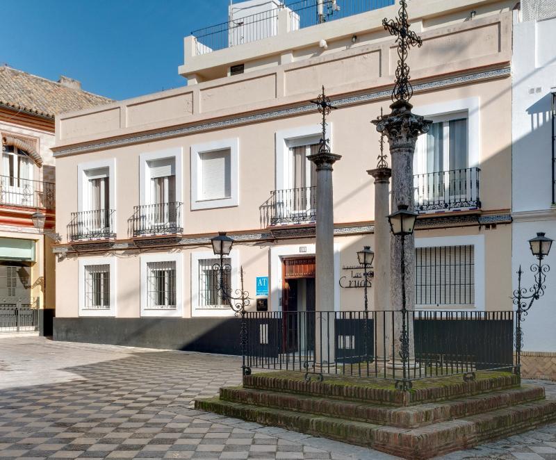 Apartamentos Las Cruces Seville Ngoại thất bức ảnh